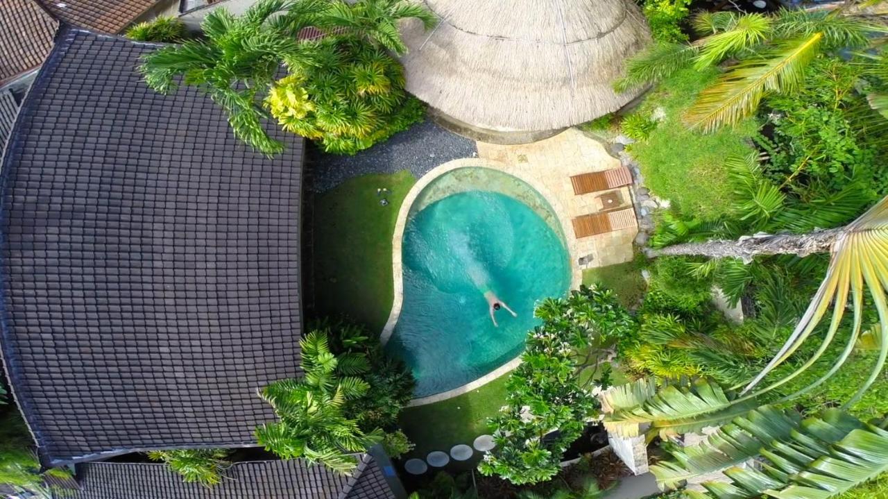 Villa Kubu Seminyak Esterno foto