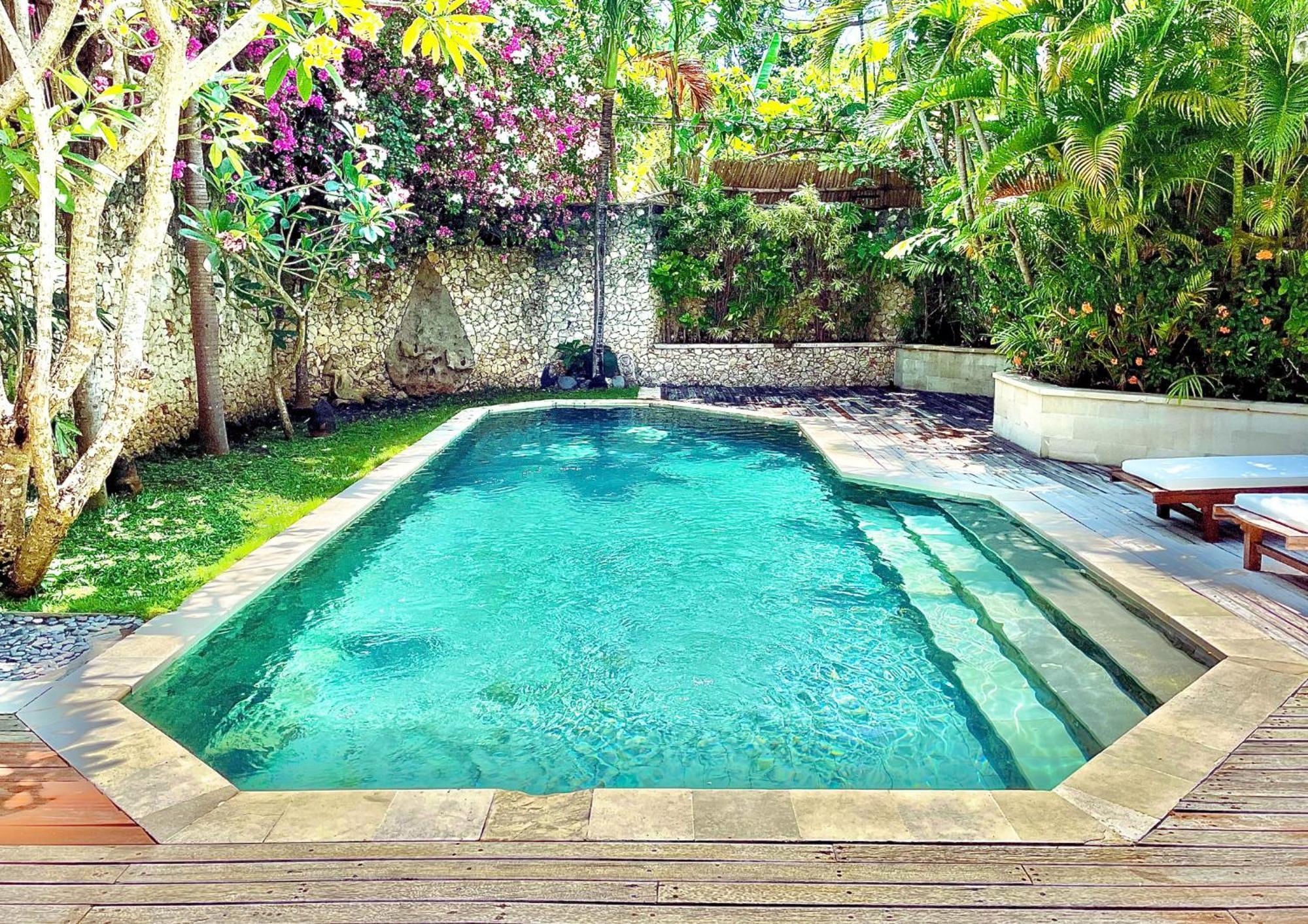 Villa Kubu Seminyak Esterno foto